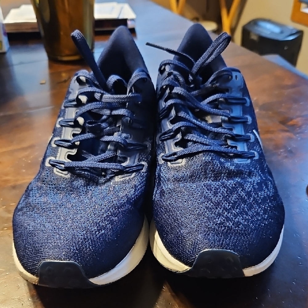 Nike Air Zoom Pegasus - Picture 2 of 3